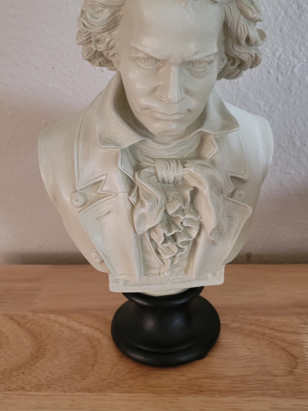 Beethoven Ivory Decorative Composer Bust Sculpture with Black Base